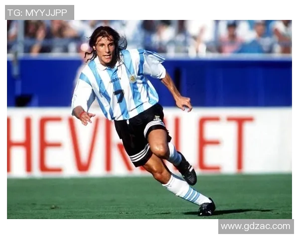 足球明星简介简述他们的成就与影响力在全球足球界的重要性